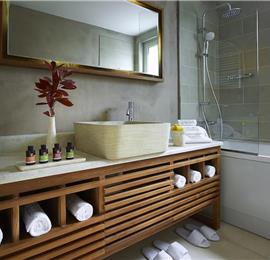Selection of 3 & 4 bedroom villas with pool near Chania, sleeps 6-8